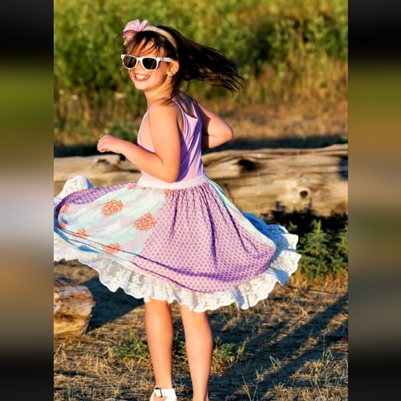 Dress - Picture 2 of 9